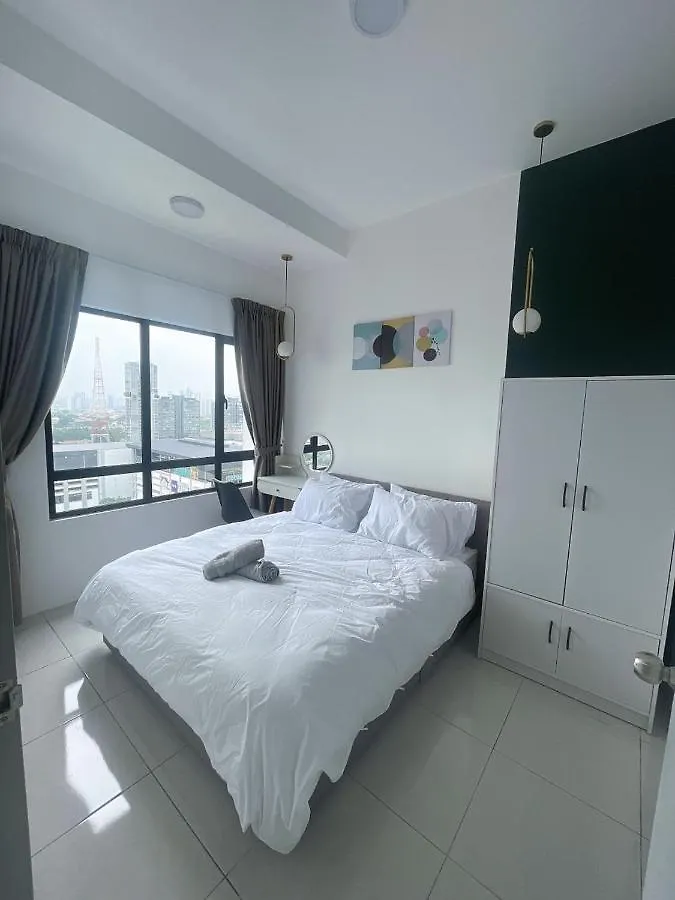 Apartment Comfy Wifi Place @Manjalara 5Min To Desa Park City Kuala Lumpur